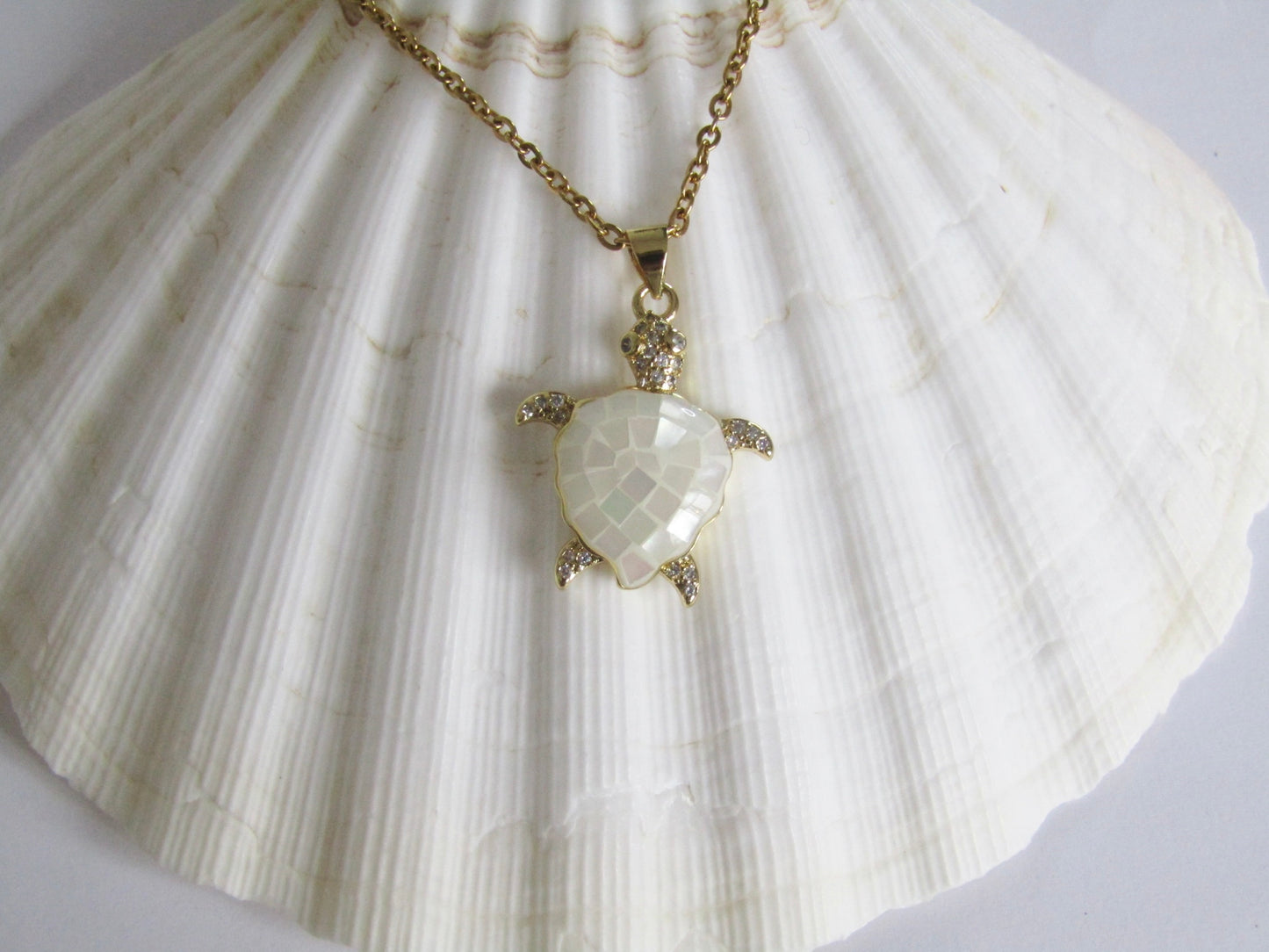 Turtle necklace